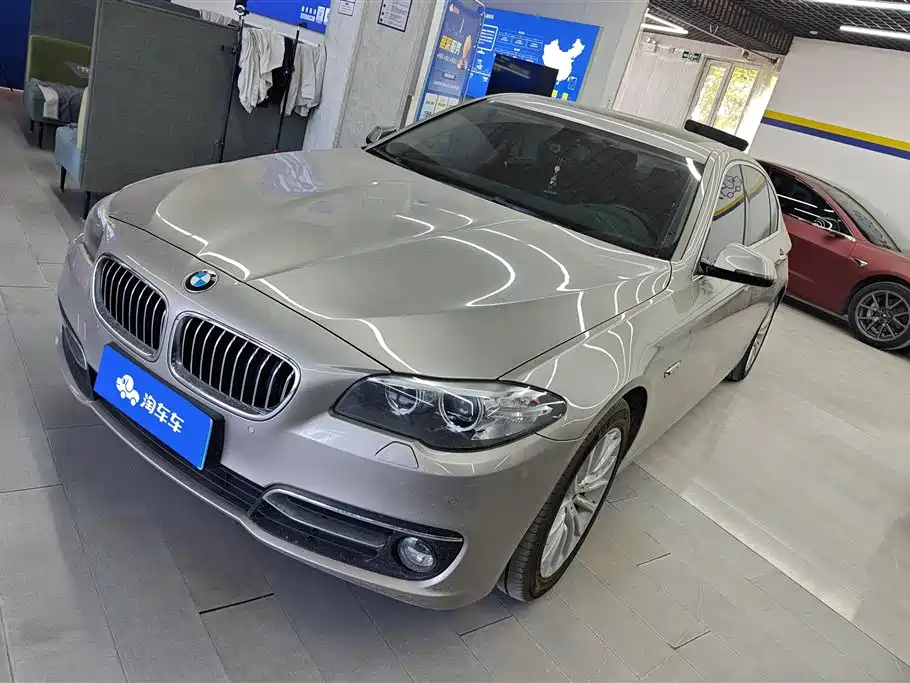 BMW 5 Series 2017 525Li Luxury Design Package