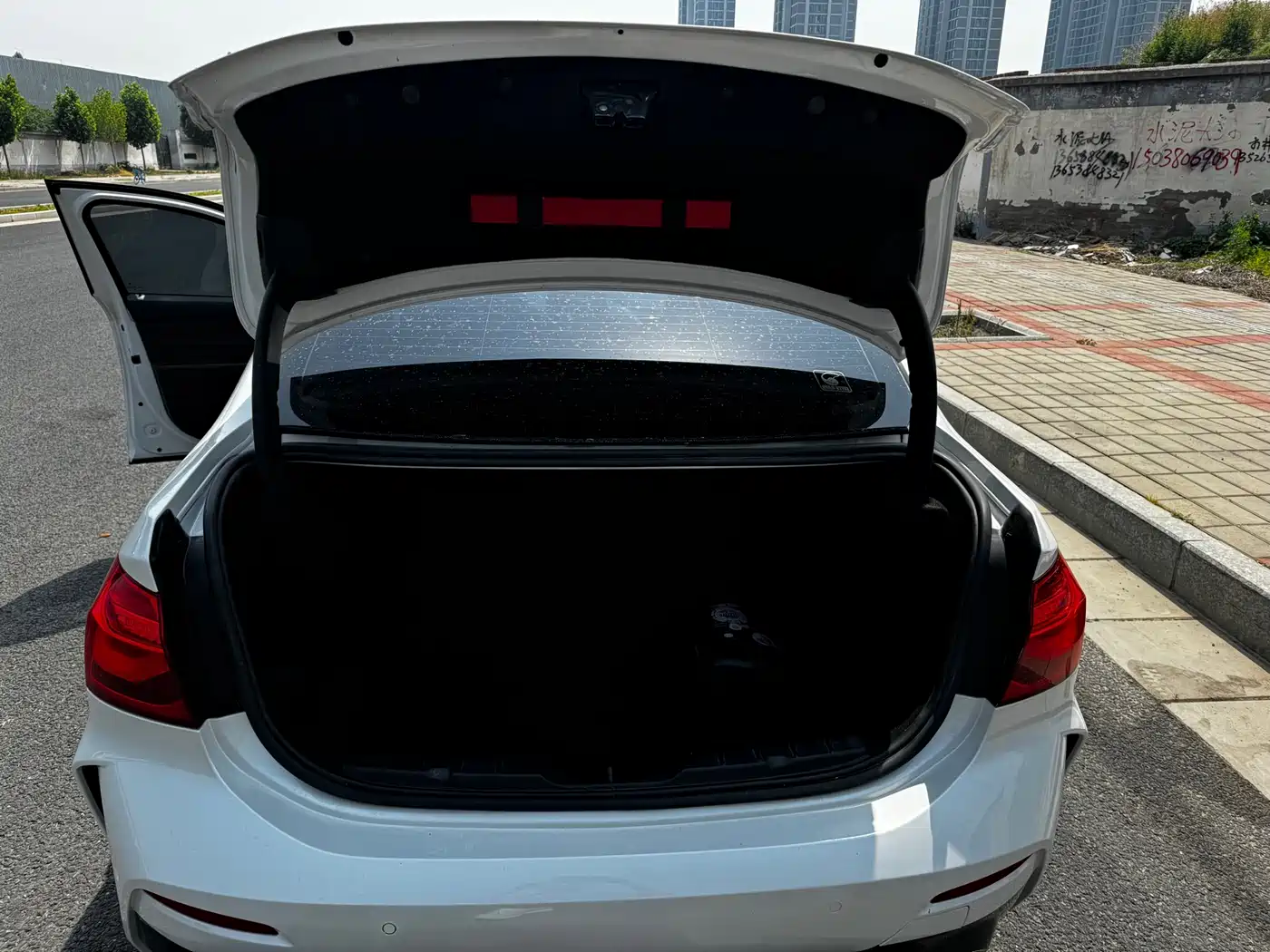 BMW 1 Series 2021 Facelift 125i M Sport Shadow Edition фото 21
