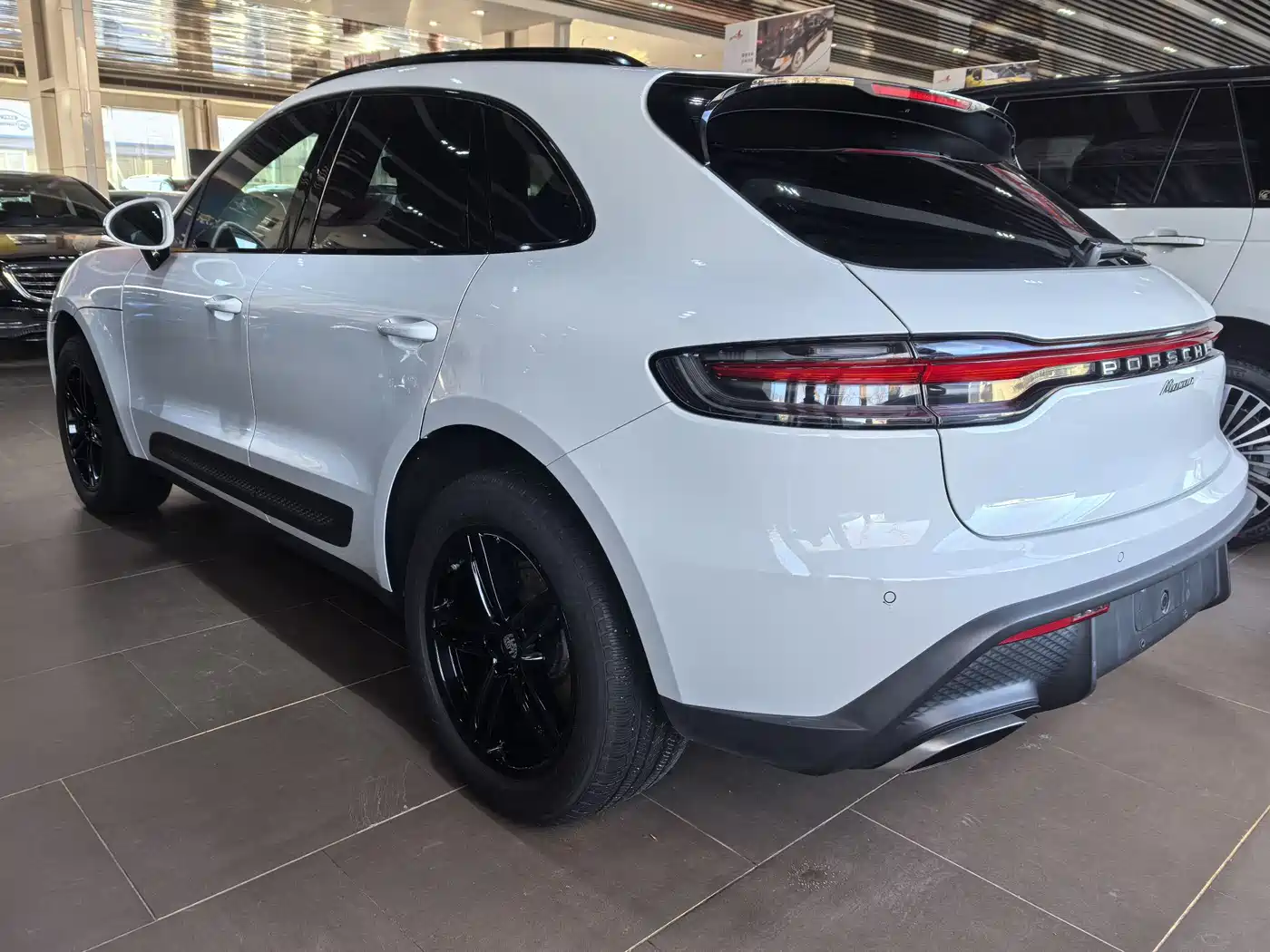 Porsche Macan 2024 Macan 2.0T фото 2