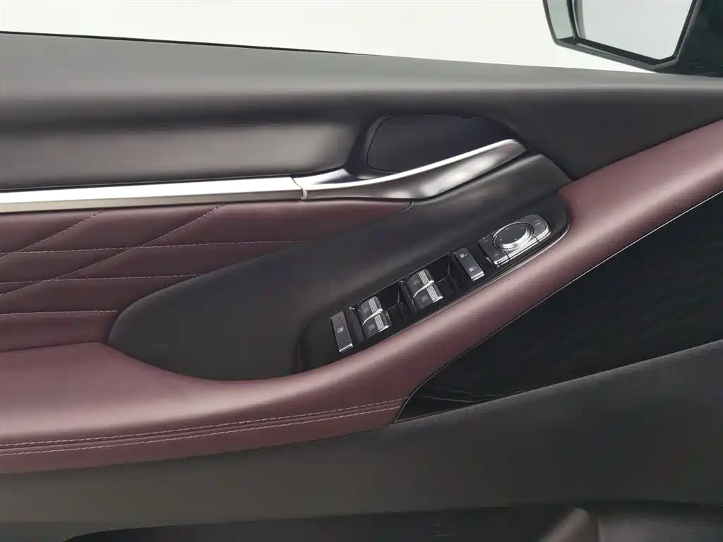 GAC Trumpchi Trumpchi M8 2024 Master Series 400T Premium Edition фото 9
