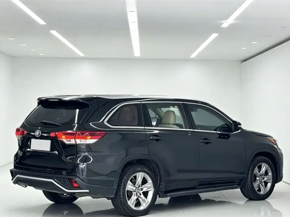 Toyota Highlander 2018 2.0T 4WD Premium 7-seater (China V) фото 7