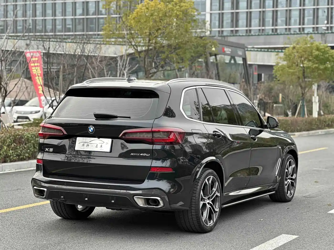 BMW X5 2022 2022 Model xDrive 40Li M Sport Package