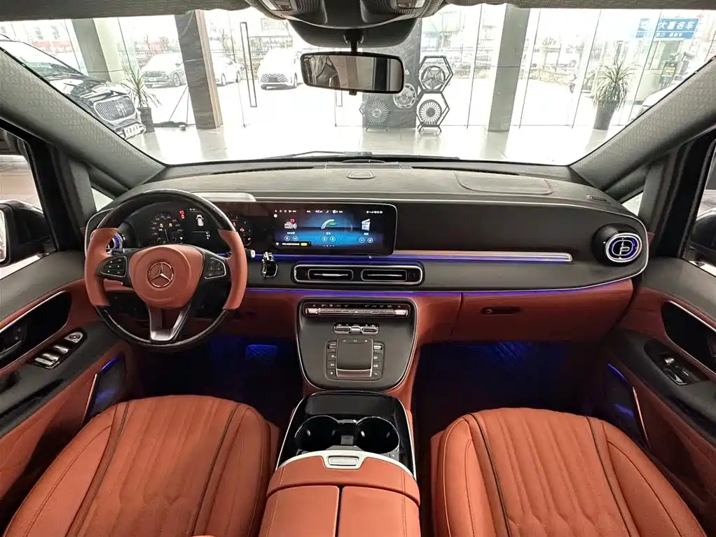 MERCEDES-BENZ VITO