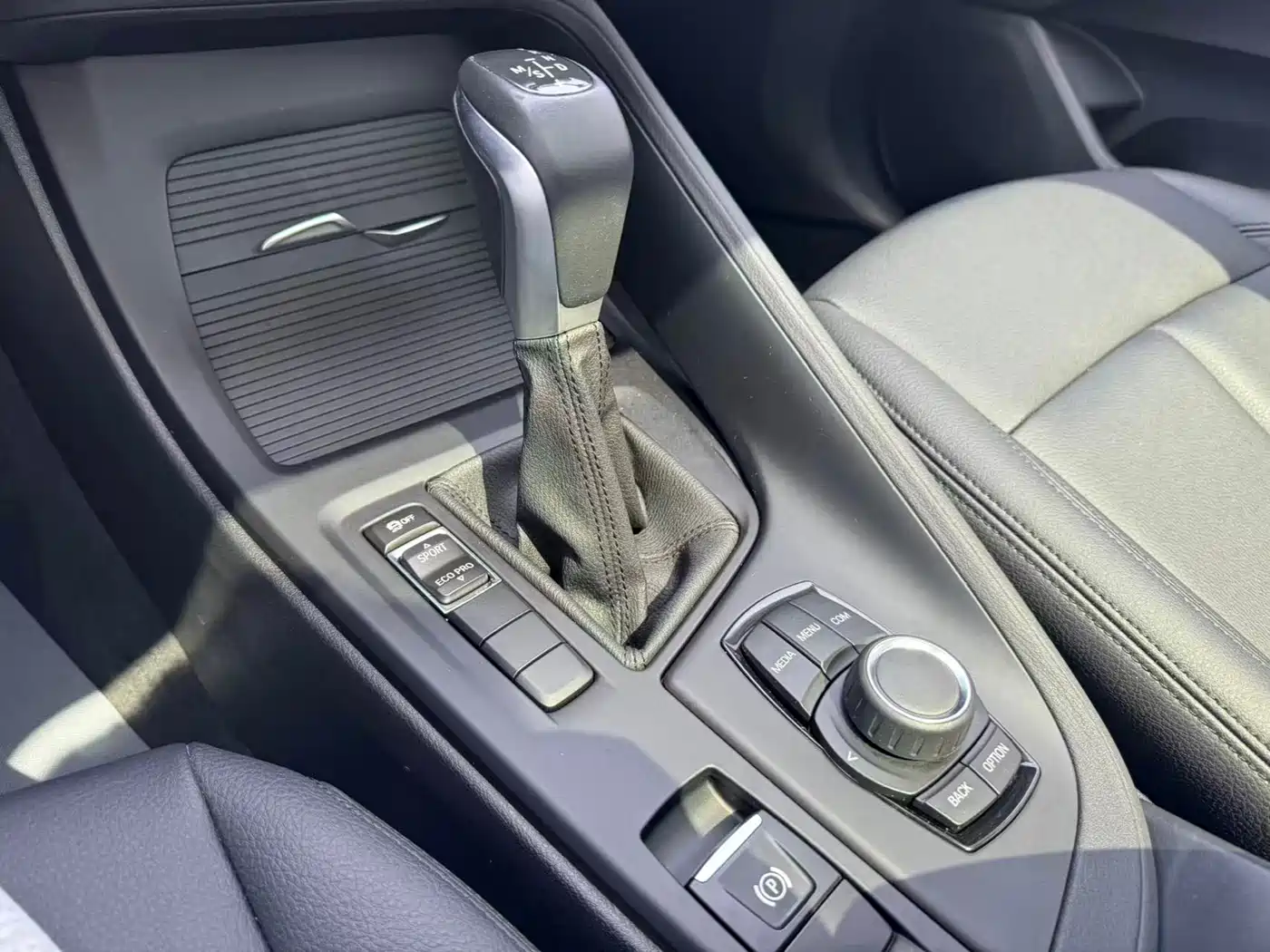 BMW X1 2019 sDrive20Li Leading Model фото 15