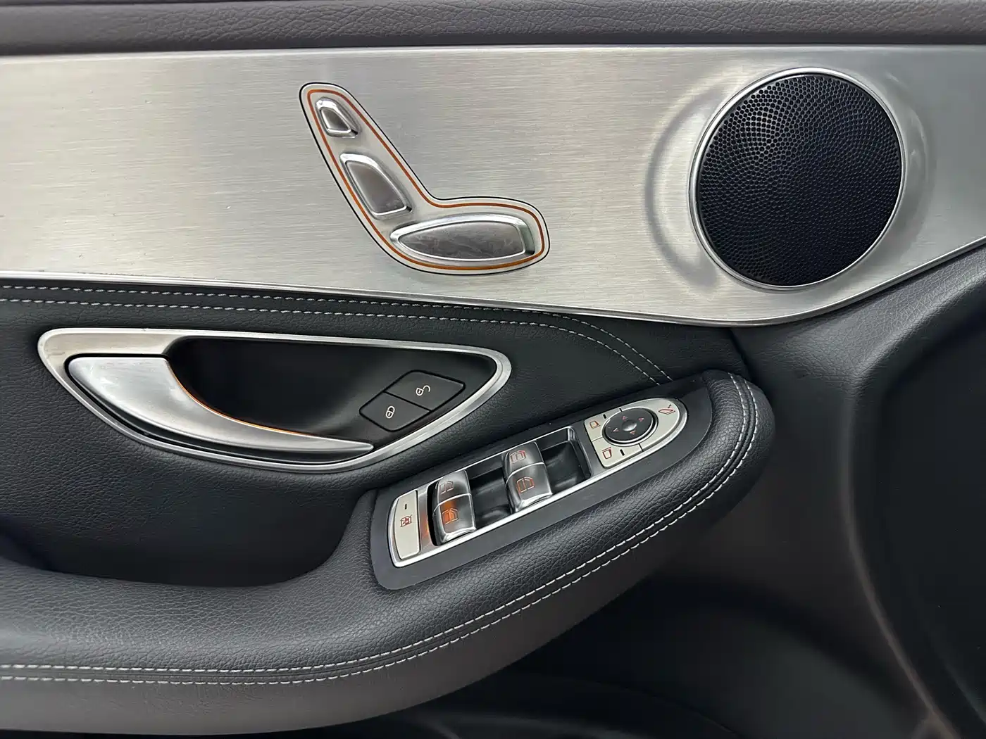 Mercedes-Benz GLC 2018 GLC 200 4MATIC фото 20