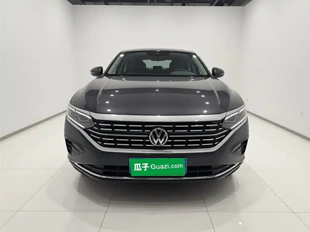 Volkswagen Passat 2023 380TSI Flagship Edition фото 5