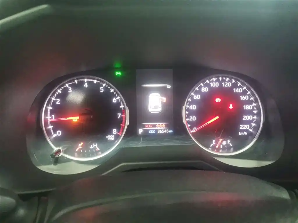 Toyota Wildlander 2023 2.0L CVT FWD LE фото 12