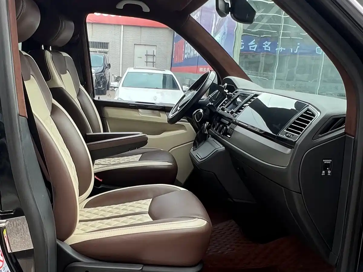 Volkswagen Caravelle 2019 2.0TSI 4WD Luxury 7-seater фото 20