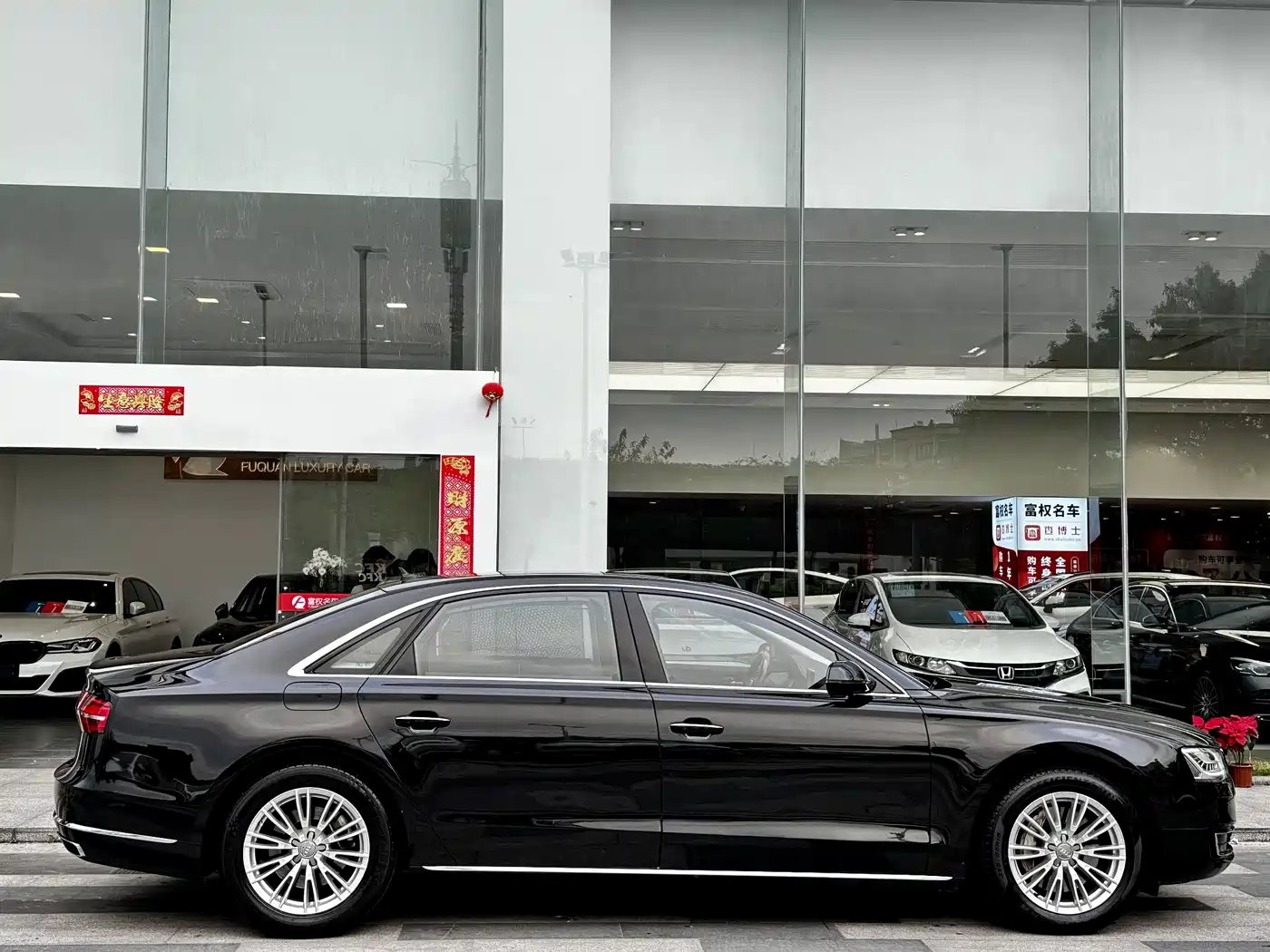 Audi A8 2016 A8L 30 FSI Comfort фото 3