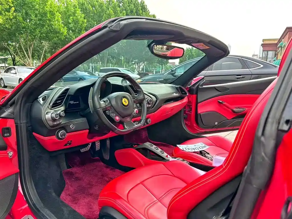 Ferrari 488 2018 2015 488 Spider