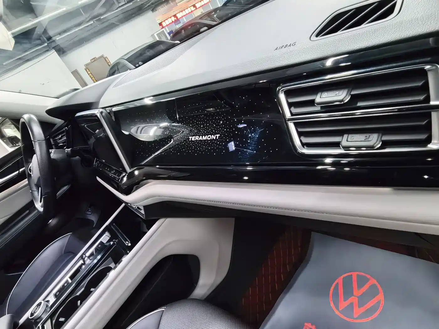 Volkswagen Teramont 2023 380TSI AWD Exclusive Luxury Edition фото 26