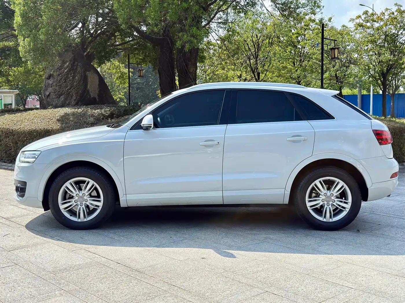 Audi Q3 2015 35 TFSI quattro Technology фото 4