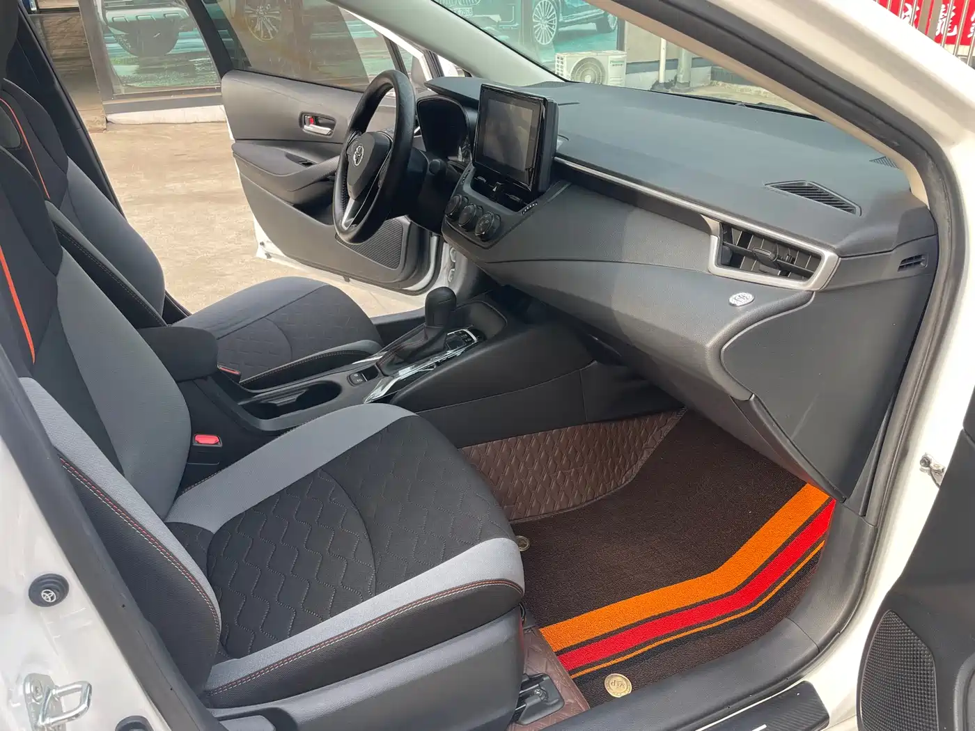 Toyota Corolla 2022 1.2T S-CVT Pioneer PLUS Edition фото 11