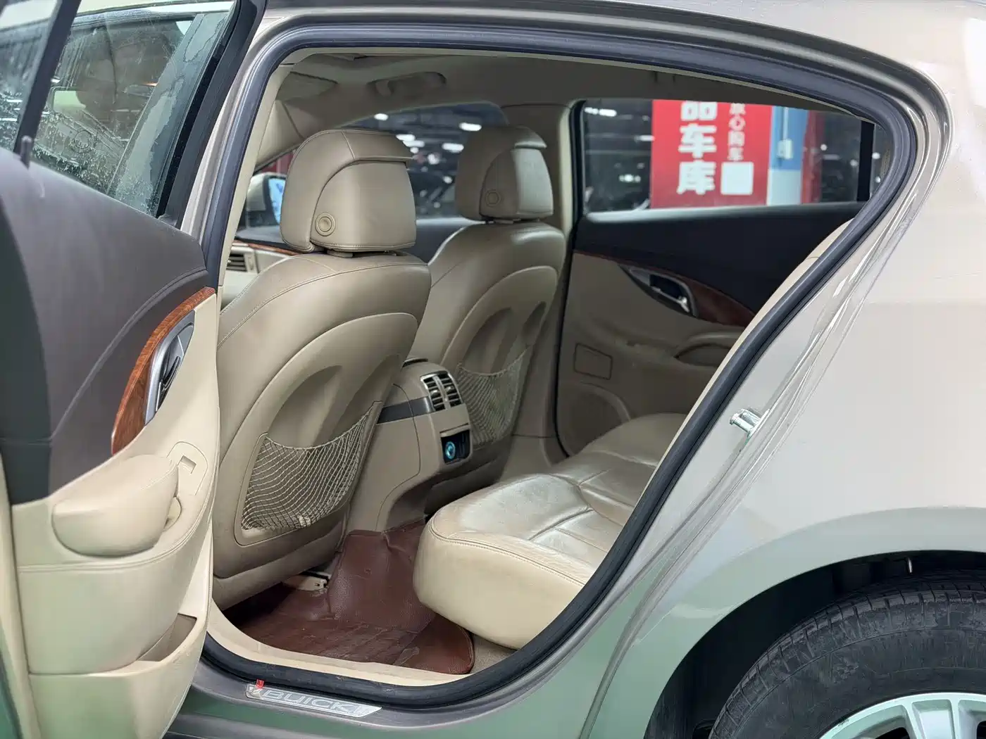 Buick LaCrosse 2012 2.4L SIDI Luxury Edition фото 6