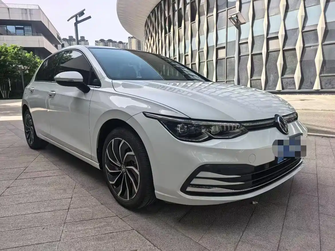 Volkswagen Golf 2023 280TSI DSG Pro фото 3