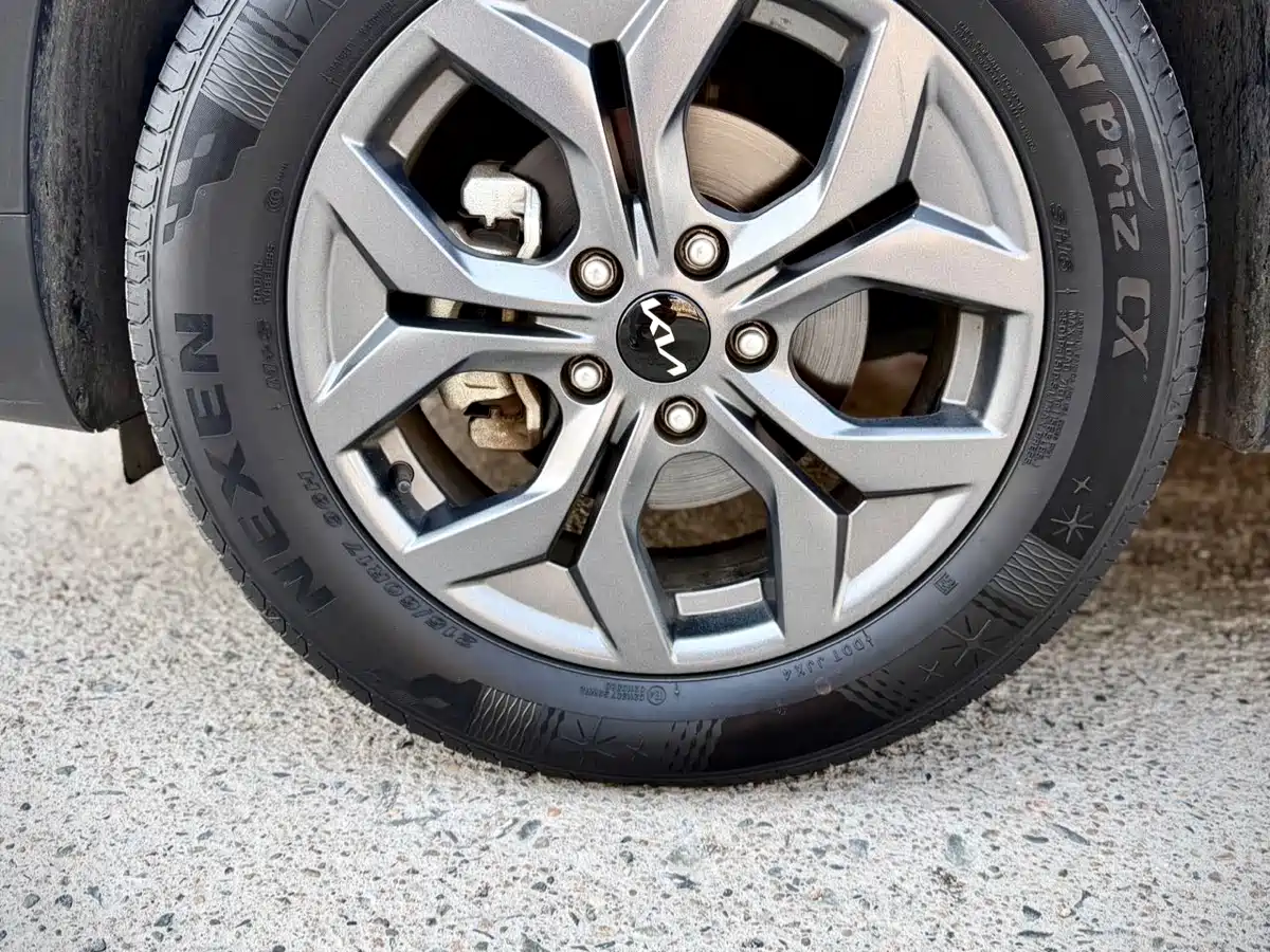 Kia Seltos 2023 1.5L CVT Luxury Edition фото 9