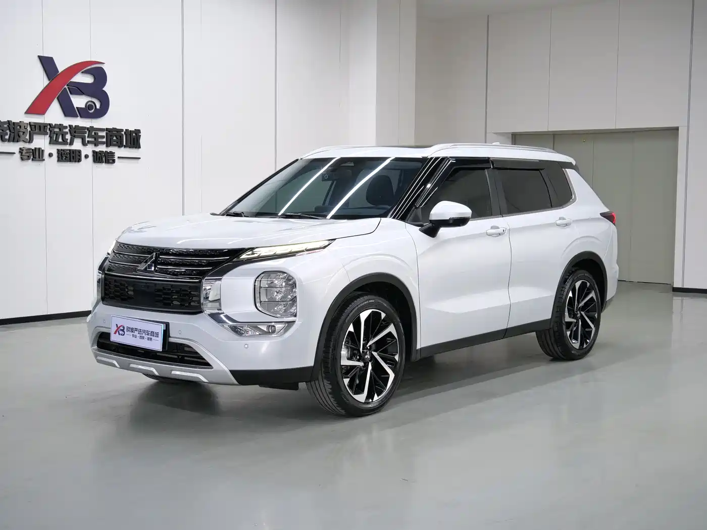 Mitsubishi Outlander 2023 1.5T CVT AWD Premium 7-Seater