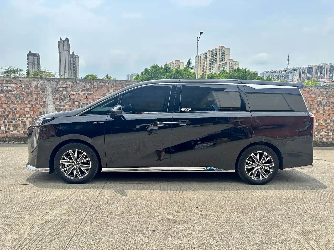 GAC Trumpchi Trumpchi M8 2024 Master Series Super Hybrid фото 7