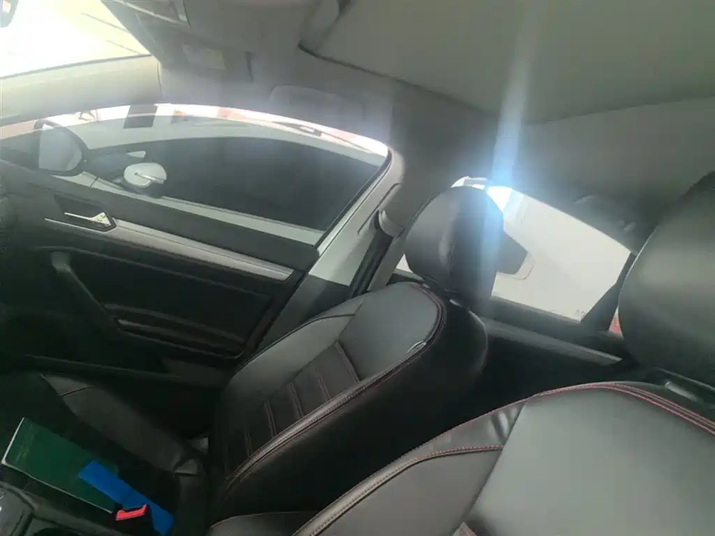 Volkswagen Lamando 2018 230TSI DSG Trend Edition фото 18