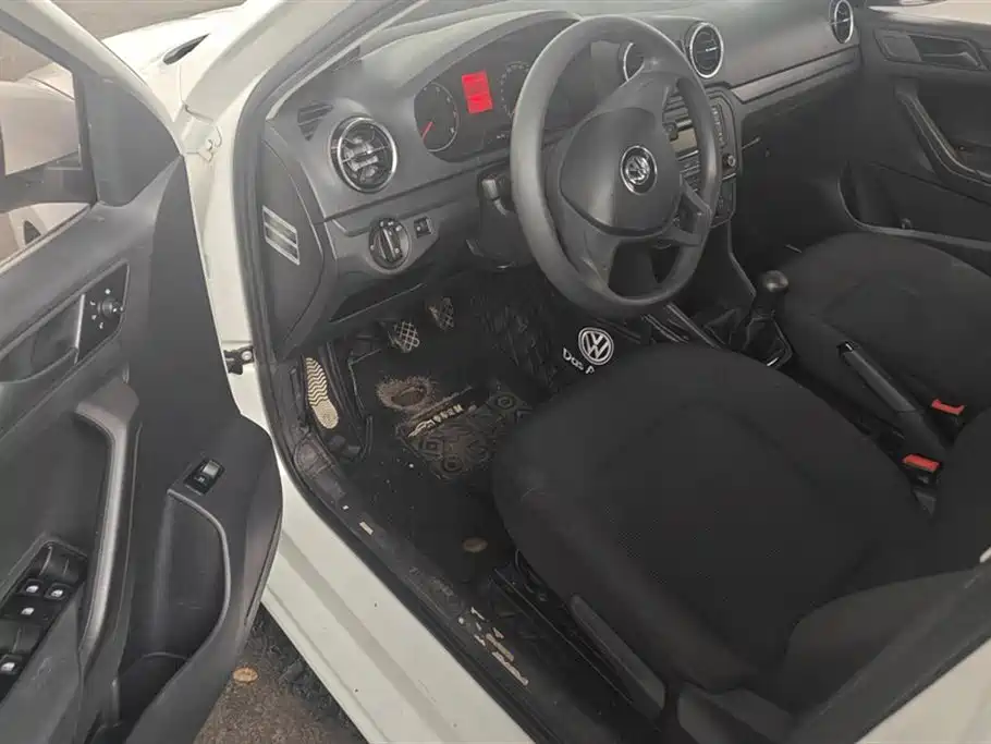 Volkswagen Jetta 2017 1.5L Manual Fashion фото 9