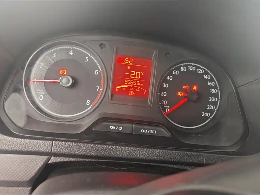 Volkswagen Jetta 2017 1.5L Manual Fashion фото 14