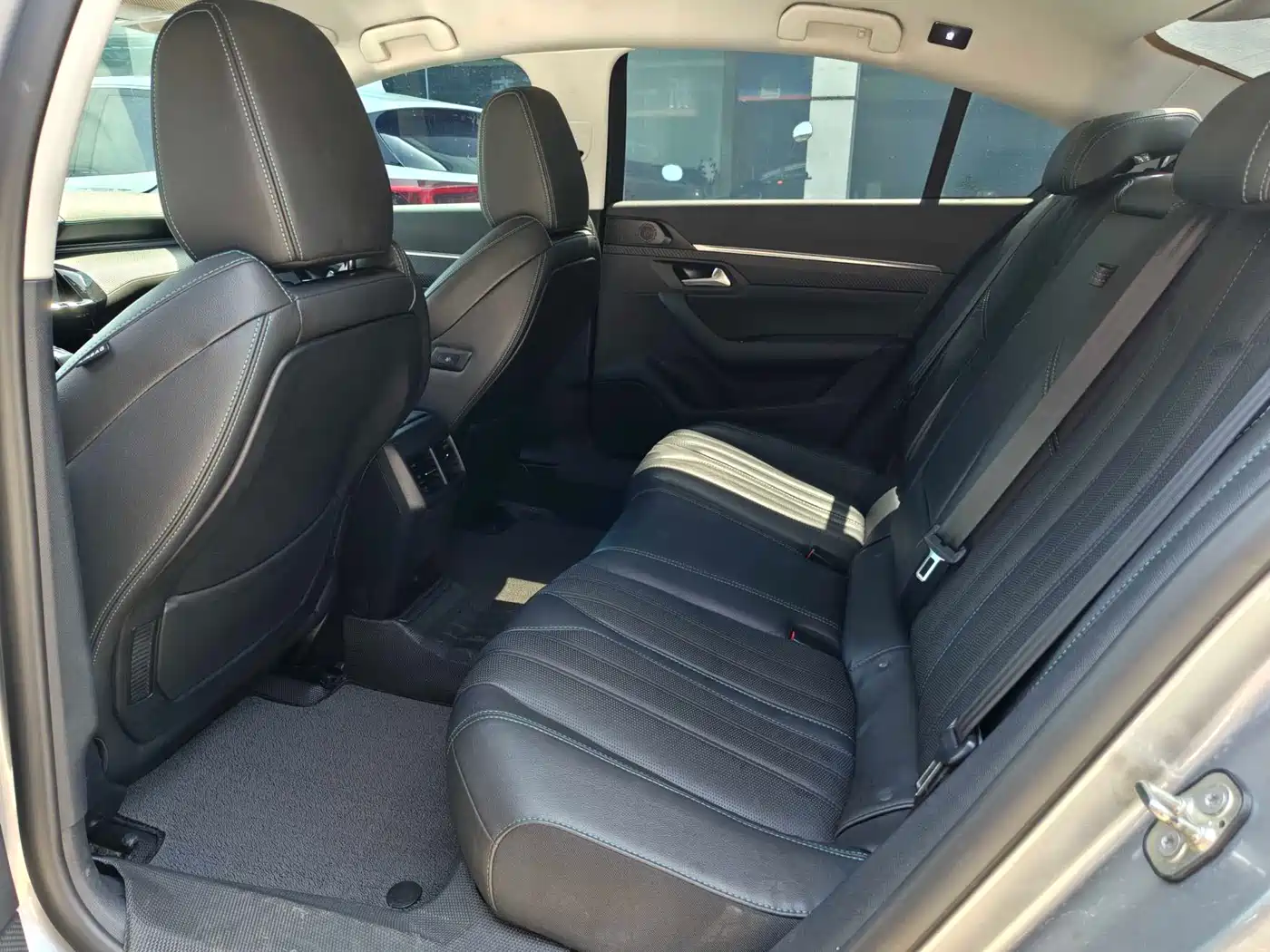Peugeot 508 2023 508L 400THP Dynamic Flagship фото 5