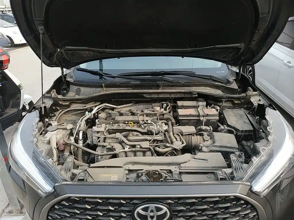 Toyota Corolla Cross 2022 2.0L Premium Edition фото 10
