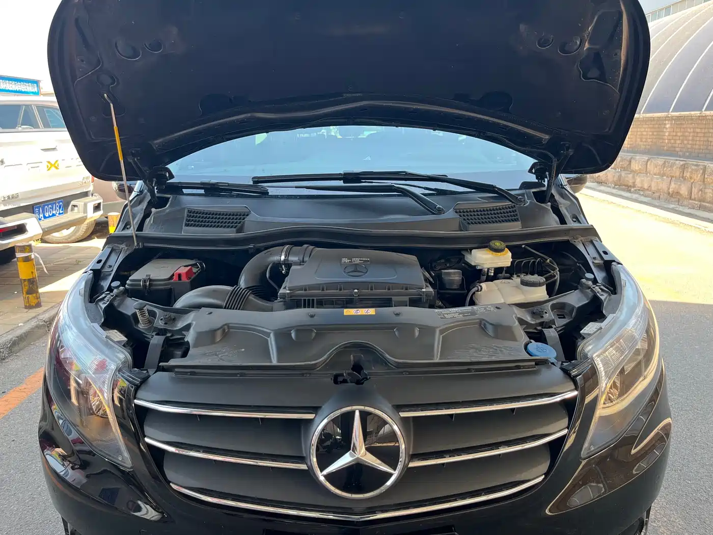 Mercedes-Benz Vito 2024 2.0T Business 7-Seater фото 20