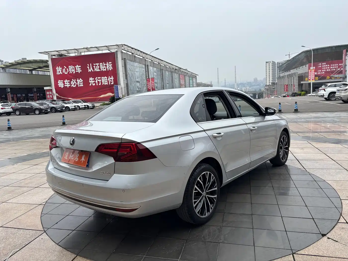 Volkswagen Bora 2018 1.5L Automatic Comfort фото 5