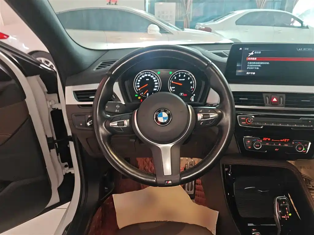 BMW X2 2021 Facelift sDrive25i Shadow Night Edition фото 11