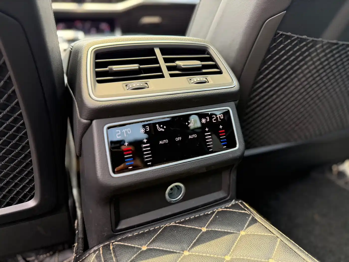 Audi A6L 2021 45 TFSI quattro Exclusive Sport фото 11