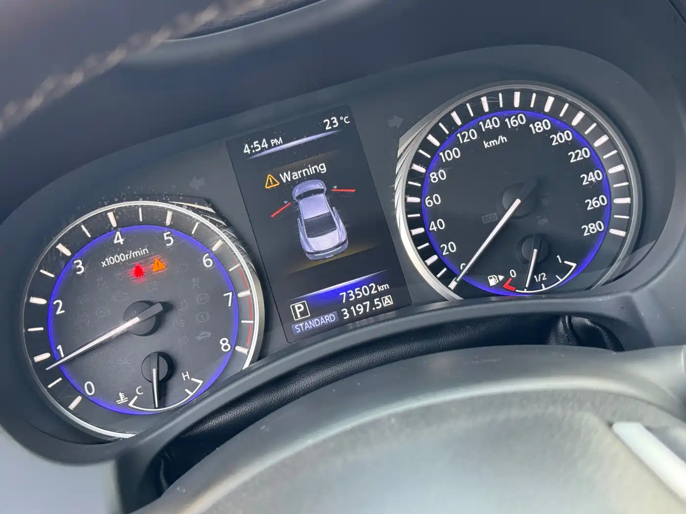 Infiniti Q60 2019 2.0T Luxury Edition фото 10