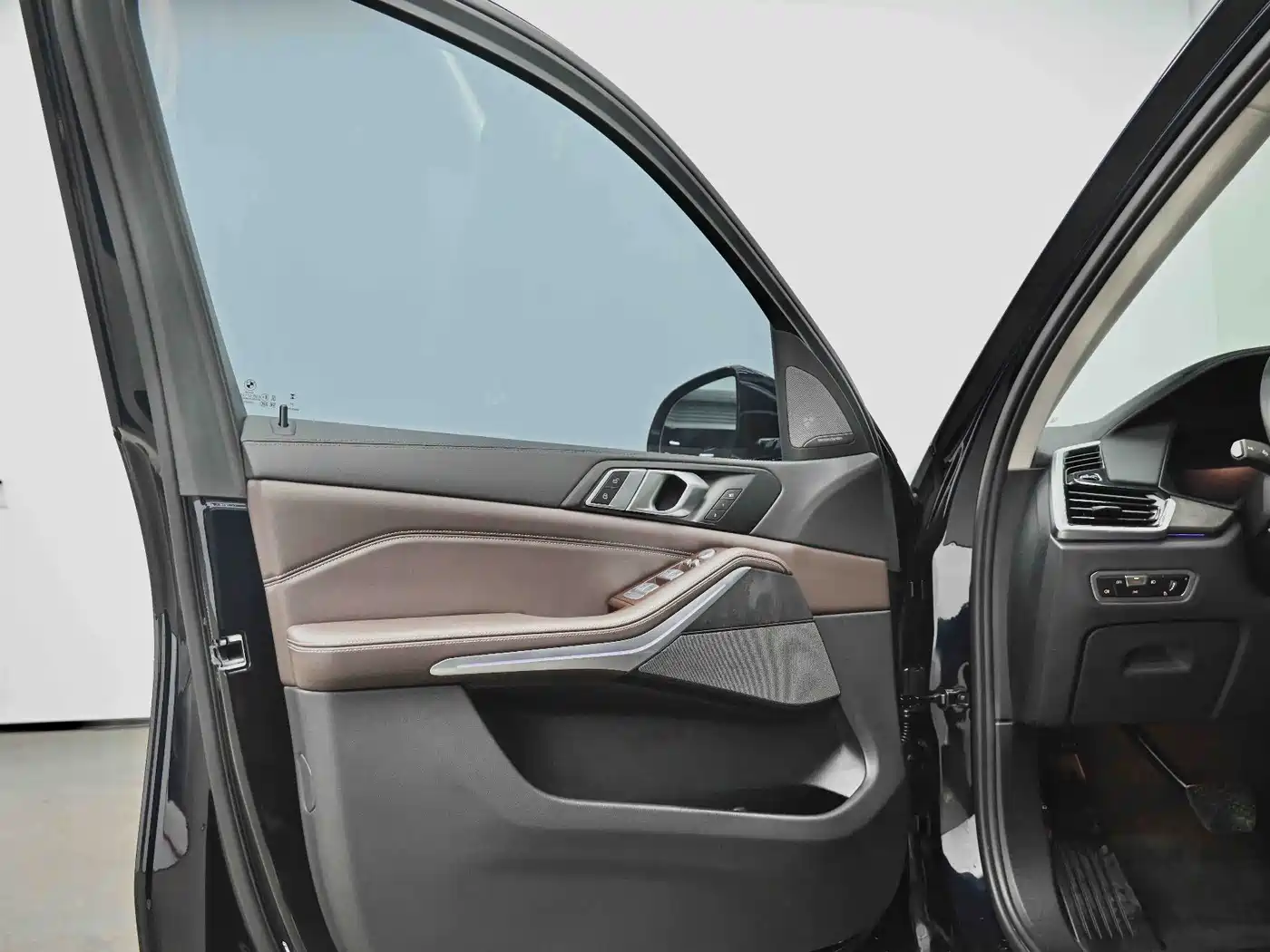 BMW X5 2022 Facelift xDrive 30Li M Sport Package фото 31