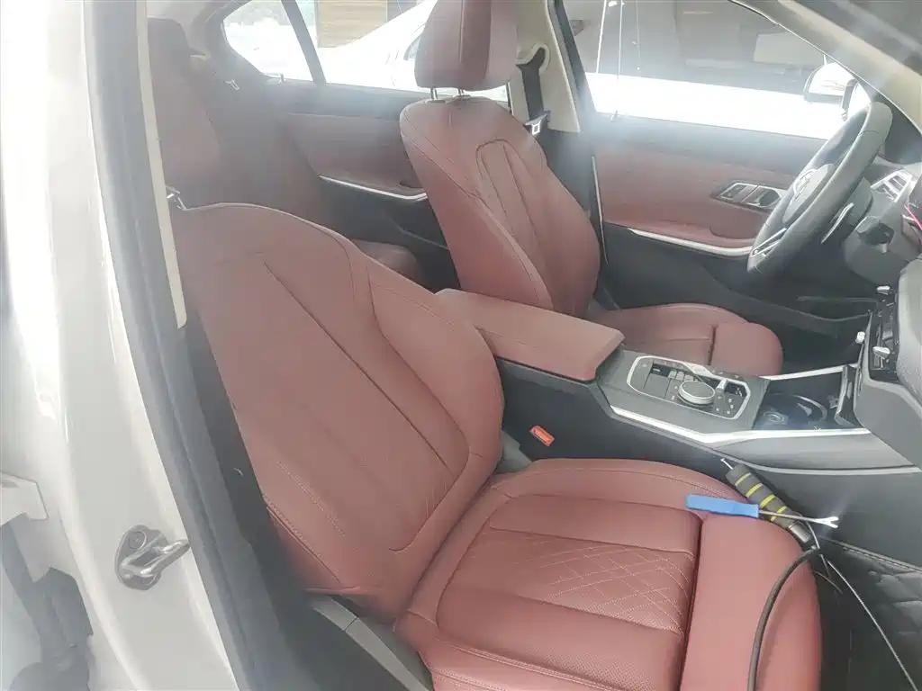 BMW 3 Series 2025 325Li M Sport Package фото 25