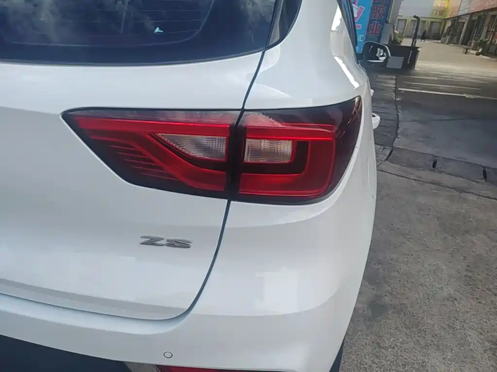 MG ZS 2019 2019 1.5L Manual Global Luxury Edition (China VI)