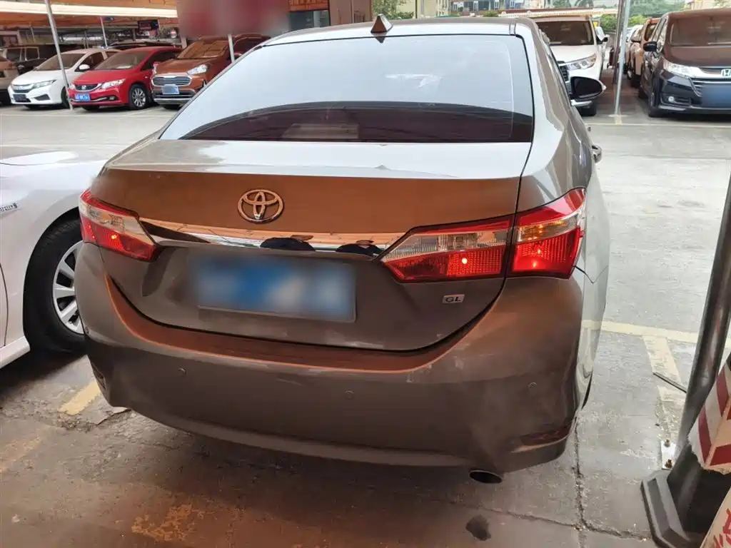 Toyota Corolla 2017 1.6L CVT GL фото 6