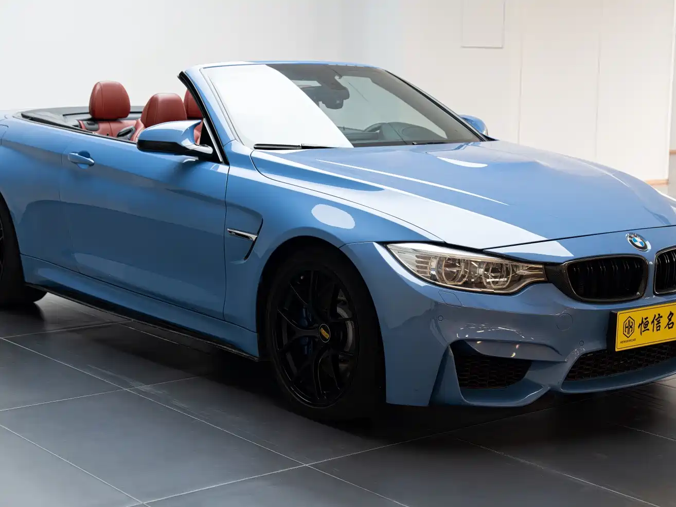 BMW M4 2014 M4 Convertible Coupe фото 3
