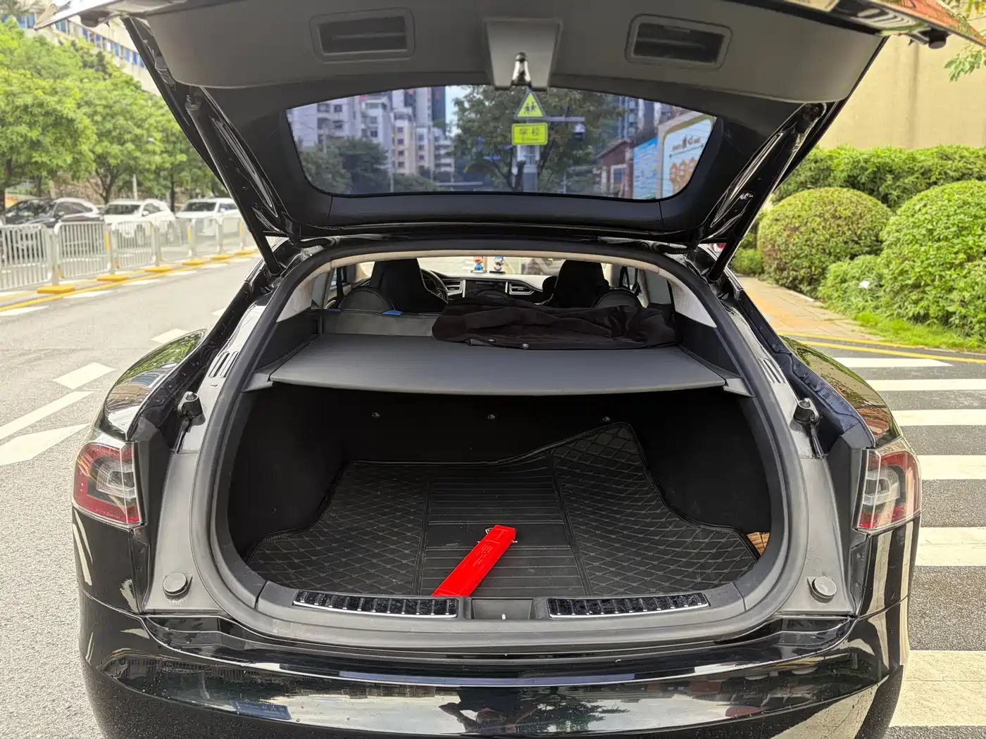 Tesla Model S 2014 2014 Model S 85