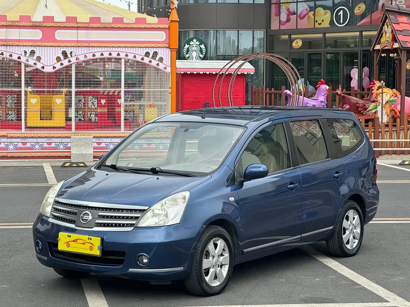 Nissan Livina