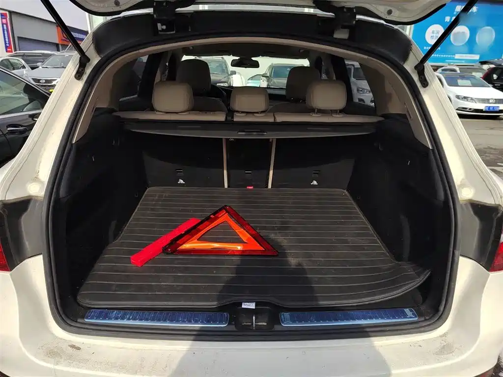 Mercedes-Benz GLC 2018 GLC 200 4MATIC фото 18