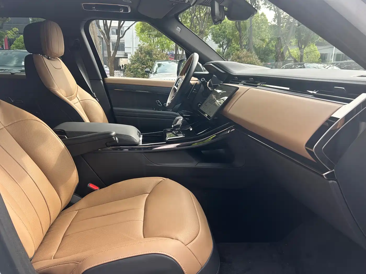 Land Rover Range Rover Sport 2024 400PS Exemplary Edition фото 5