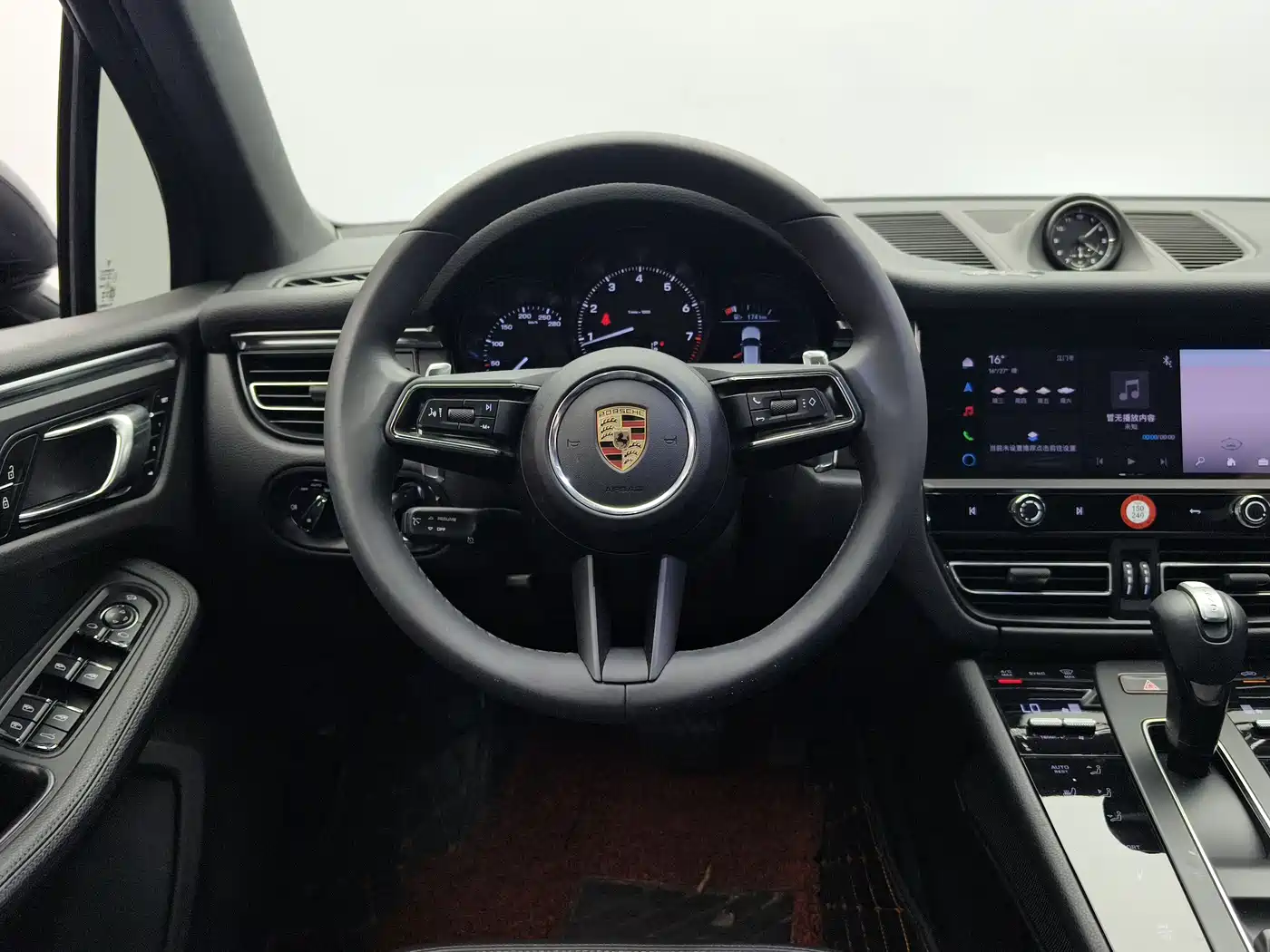 Porsche Macan 2024 Macan 2.0T фото 12
