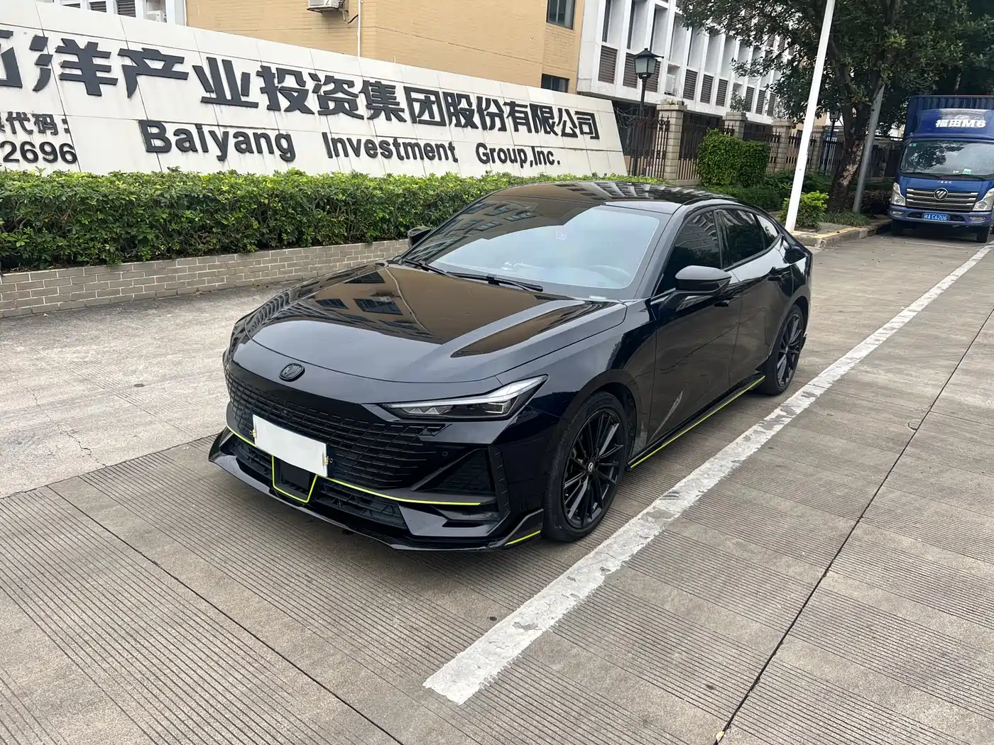 CHANGAN UNI-V