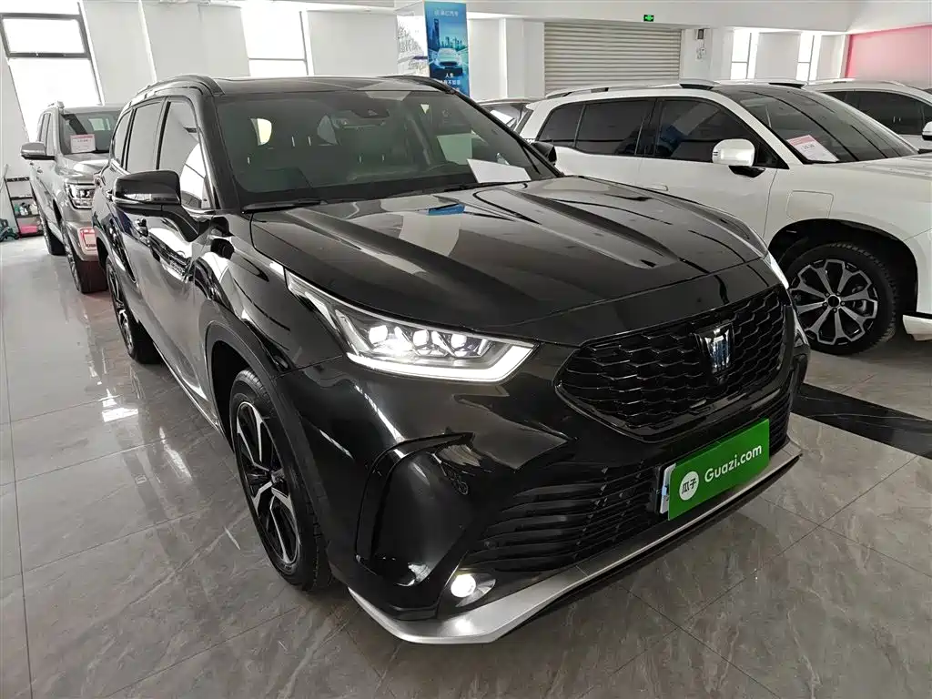 Toyota Crown Kluger 2023 2.5L HEV AWD Premium Edition фото 4