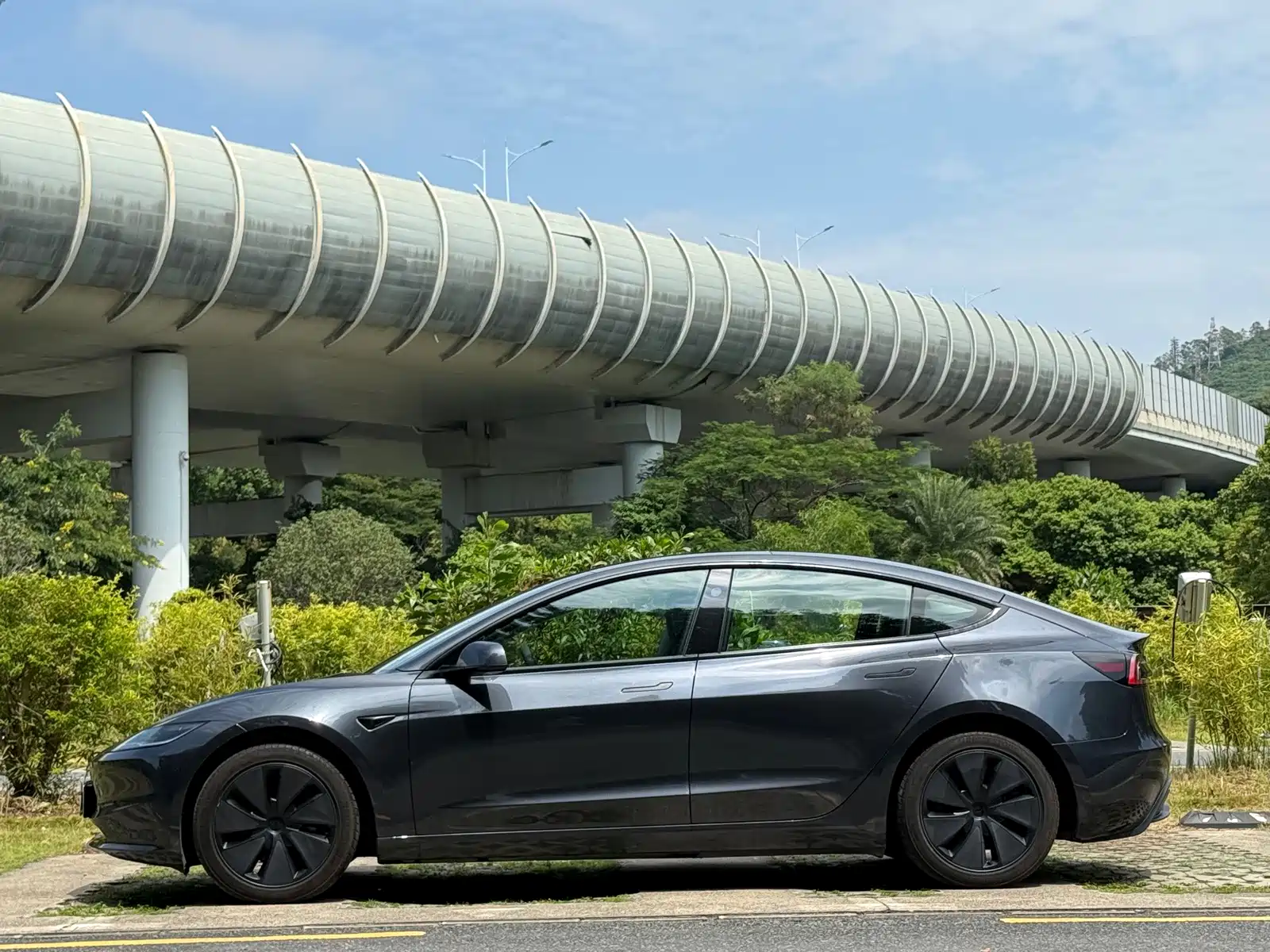 Photo 3 - Tesla Model 3