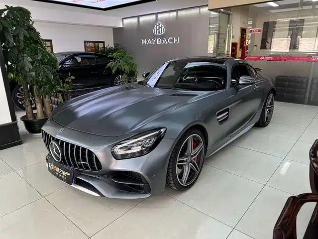 MERCEDES-BENZ AMG GT