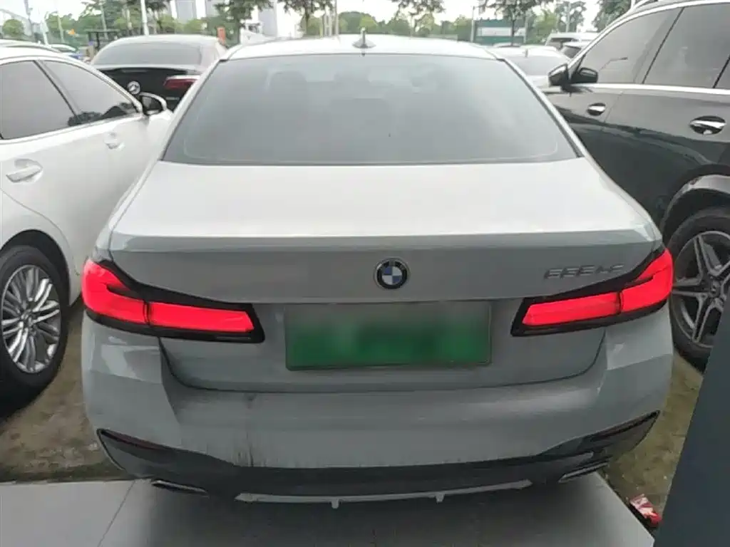 BMW 5 Series New Energy 2021 535Le Pioneer Edition M Sport Package фото 6