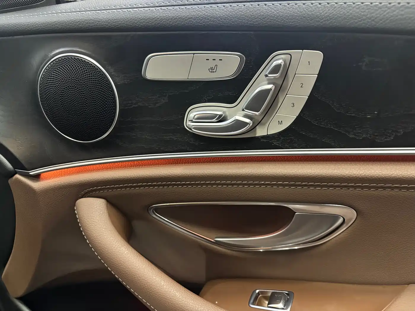 Mercedes-Benz E-Class 2017 E 300 L Sport Luxury фото 7