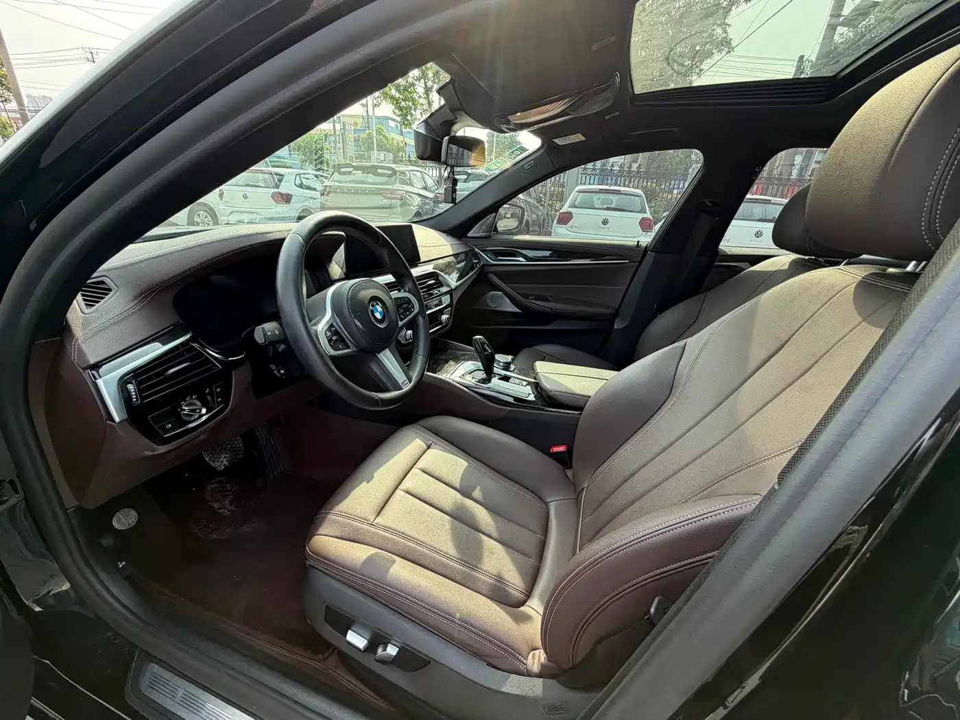 BMW 5 Series 2020 525Li M Sport Package фото 4