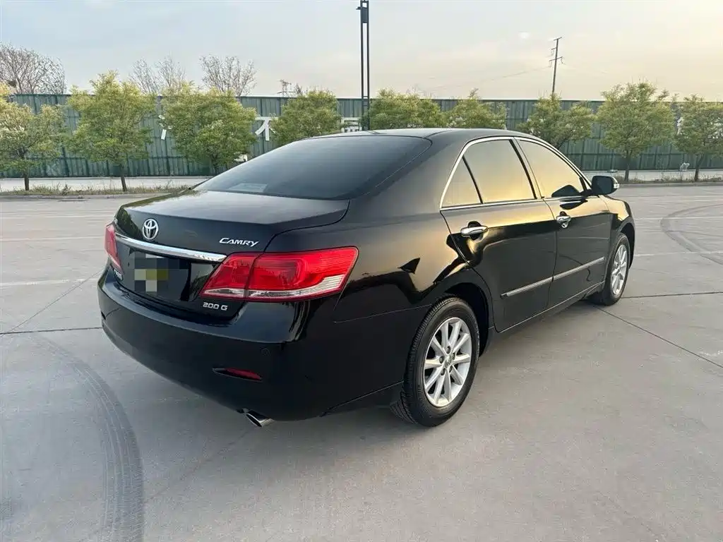 Toyota Camry 2011 200G Classic Anniversary Edition фото 6